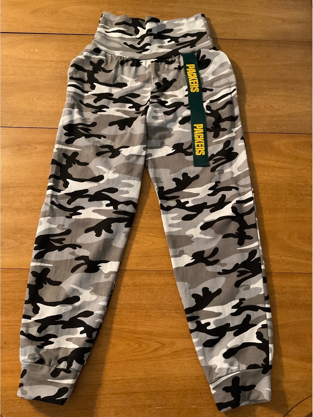 Kiya Tomlin NFL Green Bay Packers Camo Jogger Pants Sweatpants Women's Size S